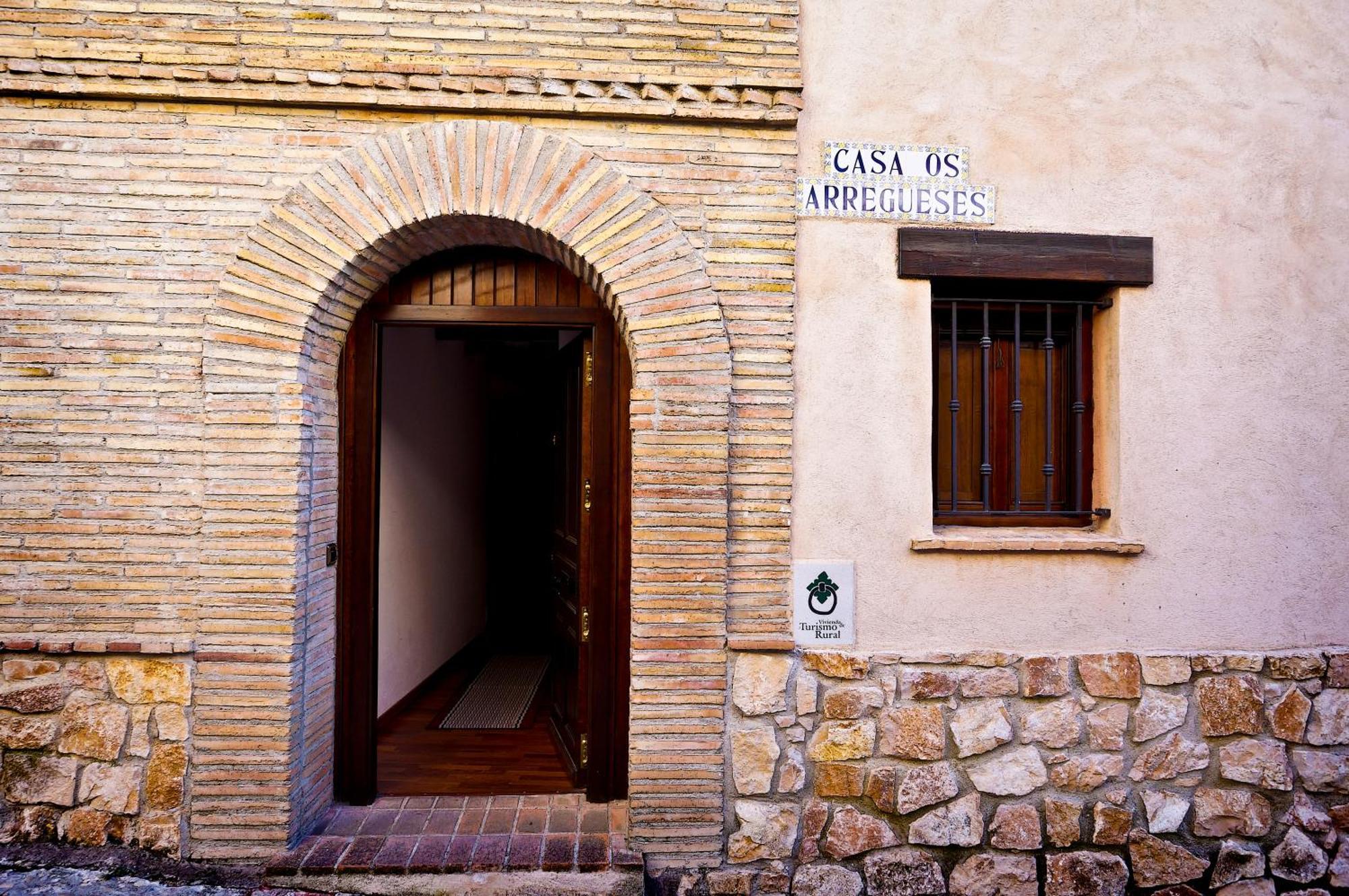 Casa Rural Os Arregueses Alquézar Екстериор снимка
