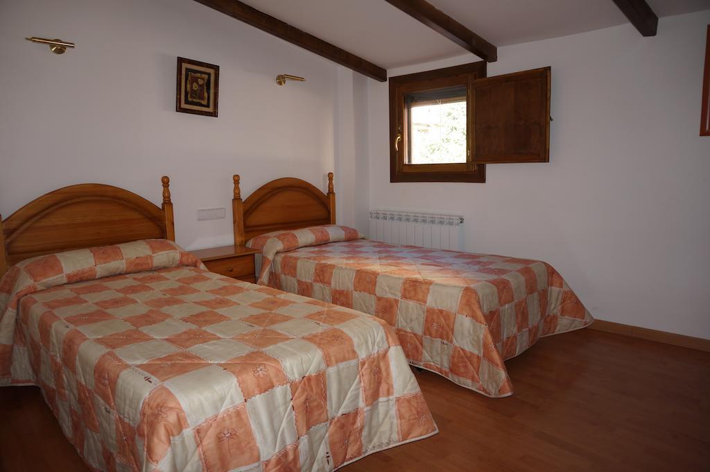 Casa Rural Os Arregueses Alquézar Екстериор снимка